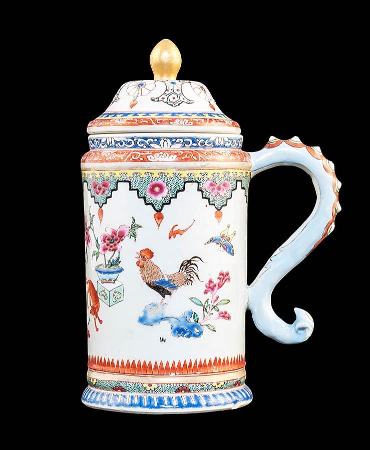 Chinese export porcelain famille rose covered tankard