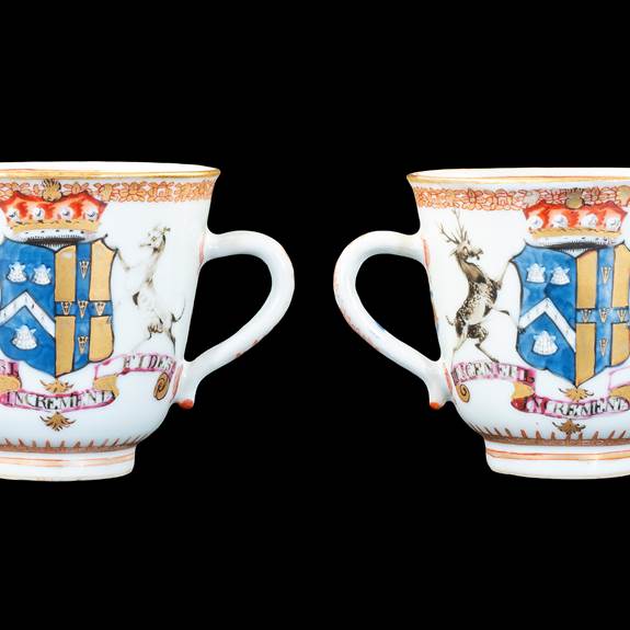 GG: Pair of Chinese export armorial two handled cups, arms of Townsend impaling Harrison