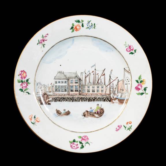 GG: Chinese export porcelain famille rose dinner plate with a view of Amsterdam
