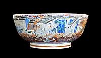Chinese porcelain famille rose 'Ghost flag' Hong Bowl with the USA flag