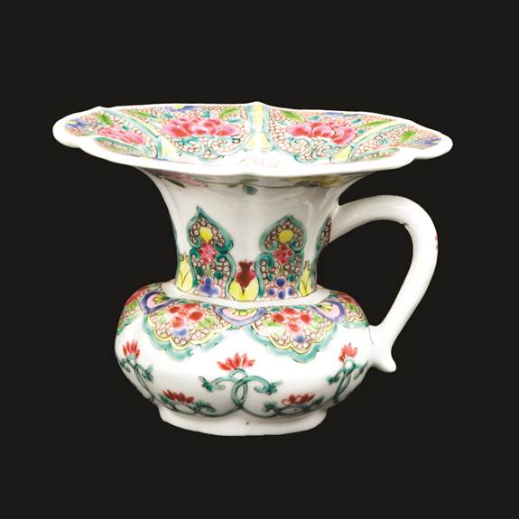 chinese export porcelain famille rose spittoon or zhadou