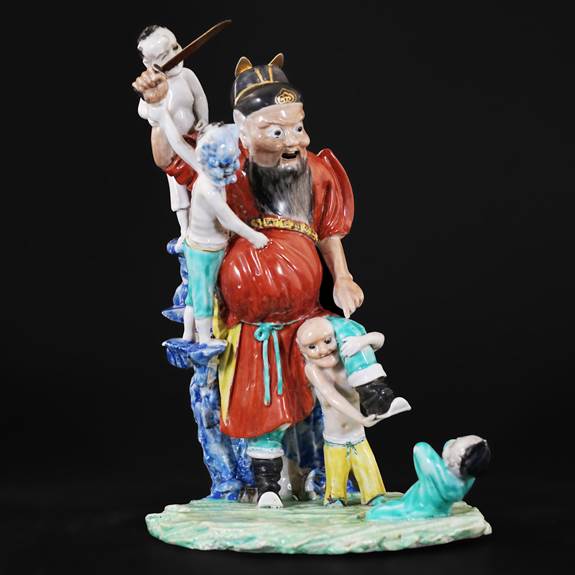 Chinese export porcelain figure group of Zhong Kui and four demons
