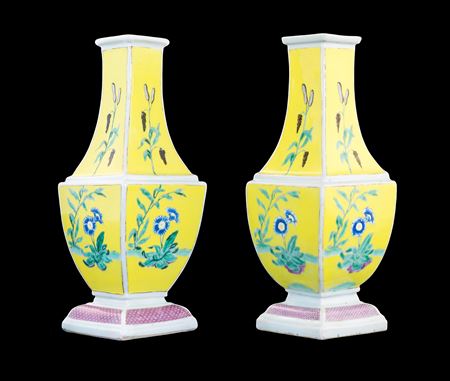 Very Rare pair of Chinese yellow ground bottle vases from the 'Pronk' workshop