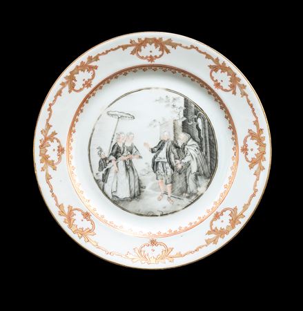 Chinese export porcelain European subject dinner plate en grisaille