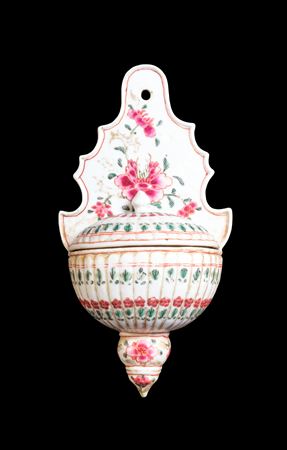 Chinese export porcelain famille rose holy water stoupe