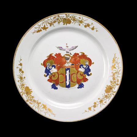 Chinese export porcleain armorial charger